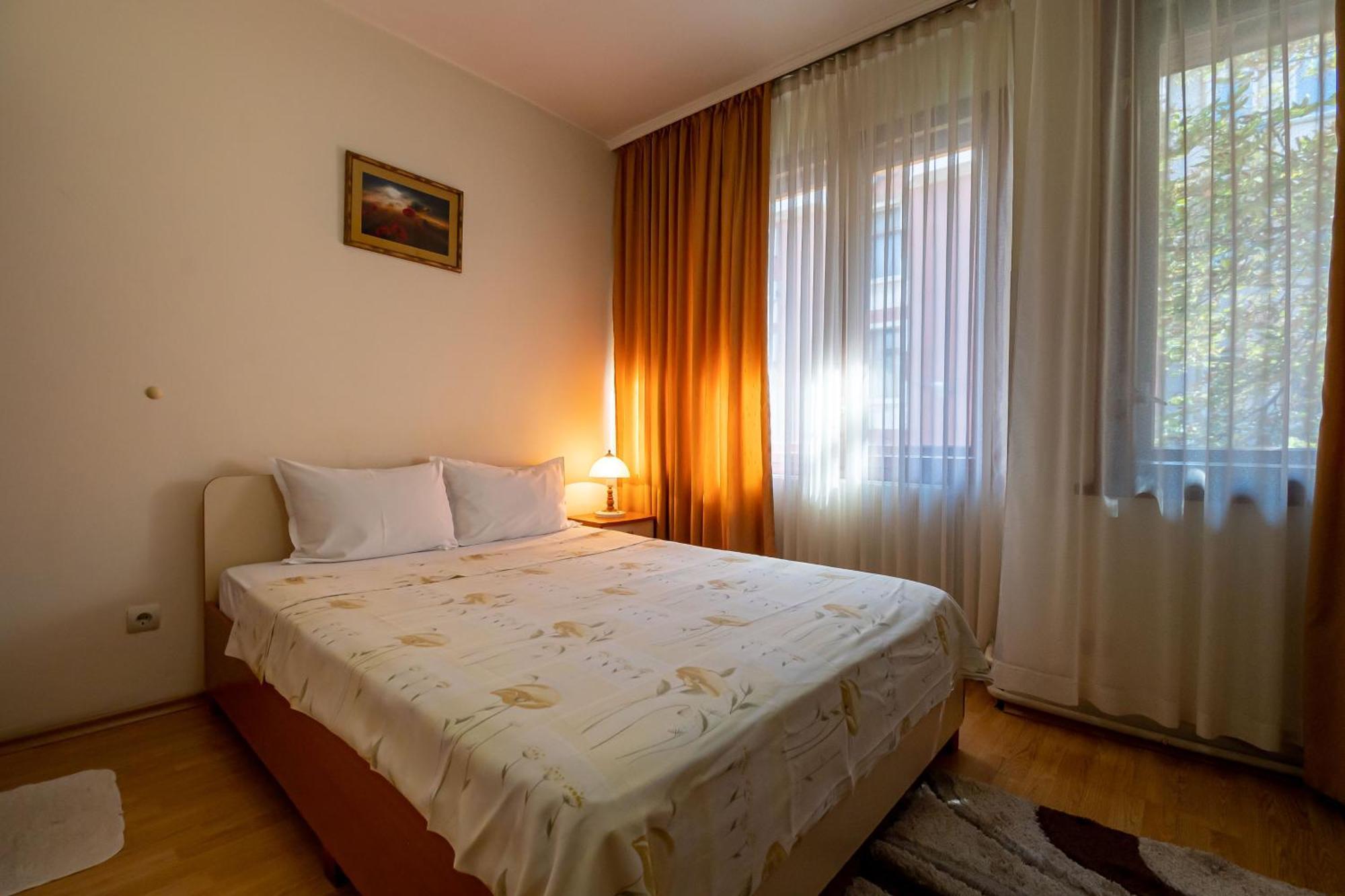 Primavera 1 Hotel Pazardzhik Exterior photo